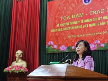 bo truong bo y te khang dinh se dam bao duoc so vaccine 5 trong 1 tiem cho tre