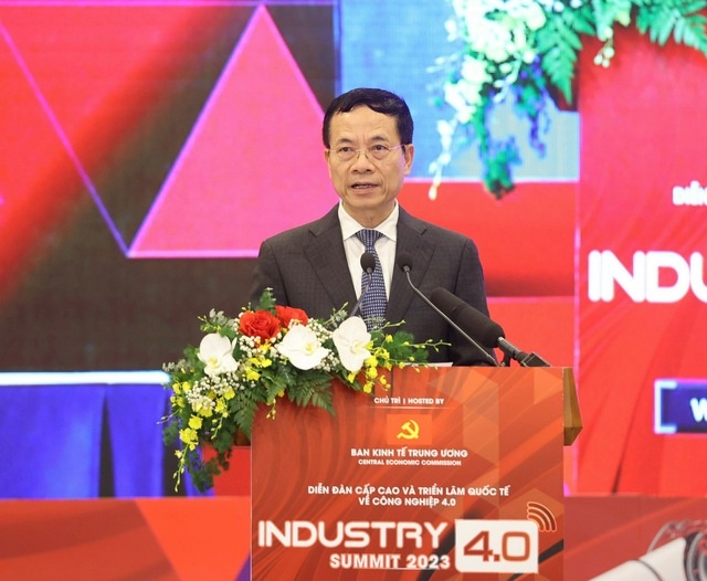 Đẩy mạnh chuyển đổi số và chuyển đổi xanh, tạo đột phá rút ngắn quá trình công nghiệp hóa, hiện đại hóa