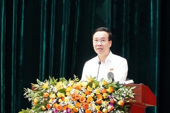 can bo cong chuc thay viec nguoi dan can ma khong lam thi phai xu ly