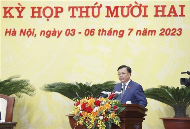 Bí thư Thành ủy Hà Nội Đinh Tiến Dũng phát biểu. (Ảnh: Doãn Tấn/TTXVN)