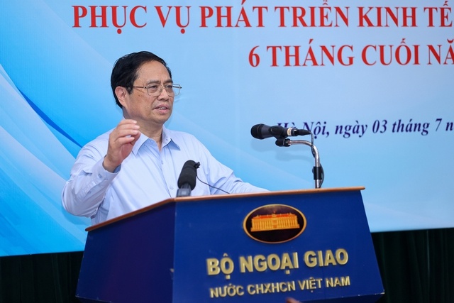 Thủ tướng Phạm Minh Chính: Ngoại giao kinh tế cần tranh thủ mọi cơ hội để thúc đẩy các động lực tăng trưởng - Ảnh: VGP/Nhật Bắc