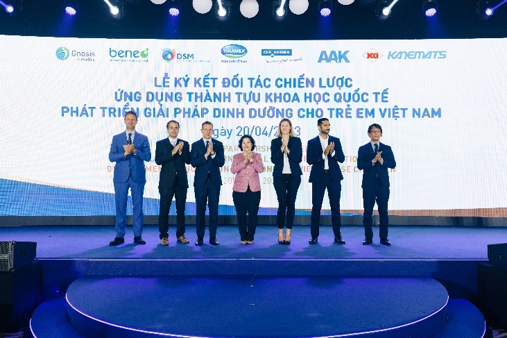 GIẢI ĐÁP CHẤT LƯỢNG LỢI NHUẬN QUA PHÂN TÍCH CÁC CHỈ SỐ TÀI CHÍNH CỦA VINAMILK