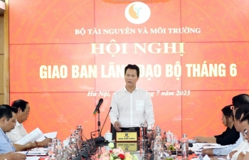 bo tnmt tiep tuc day manh cai cach thu tuc hanh chinh thuc day van hanh hieu qua