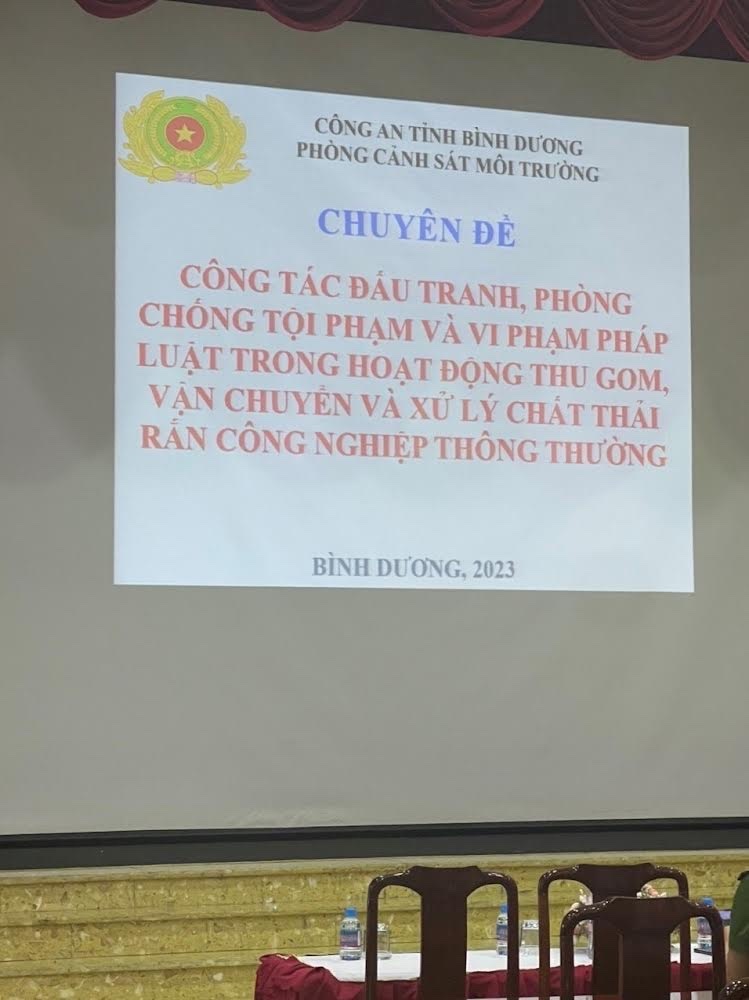 Hội nghị triễn khai các quy định về bảo vệ môi trường trên địa bàn tỉnh Bình Dương Hội nghị triễn khai các quy định về bảo vệ môi trường trên địa bàn tỉnh Bình Dương