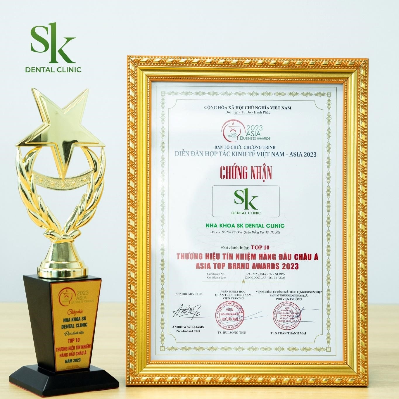 Nha khoa SK được vinh danh Top 10 thương hiệu tín nhiệm hàng đầu Châu Á