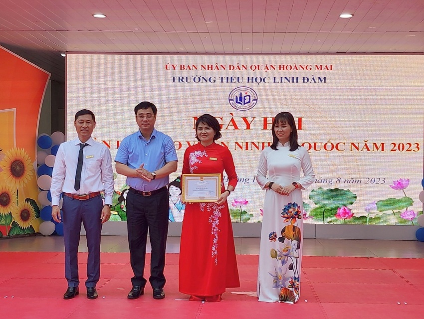 Hoàng Mai-Trường Tiểu học Linh Đàm tổ chức Ngày hội toàn dân bảo vệ an ninh tổ quốc