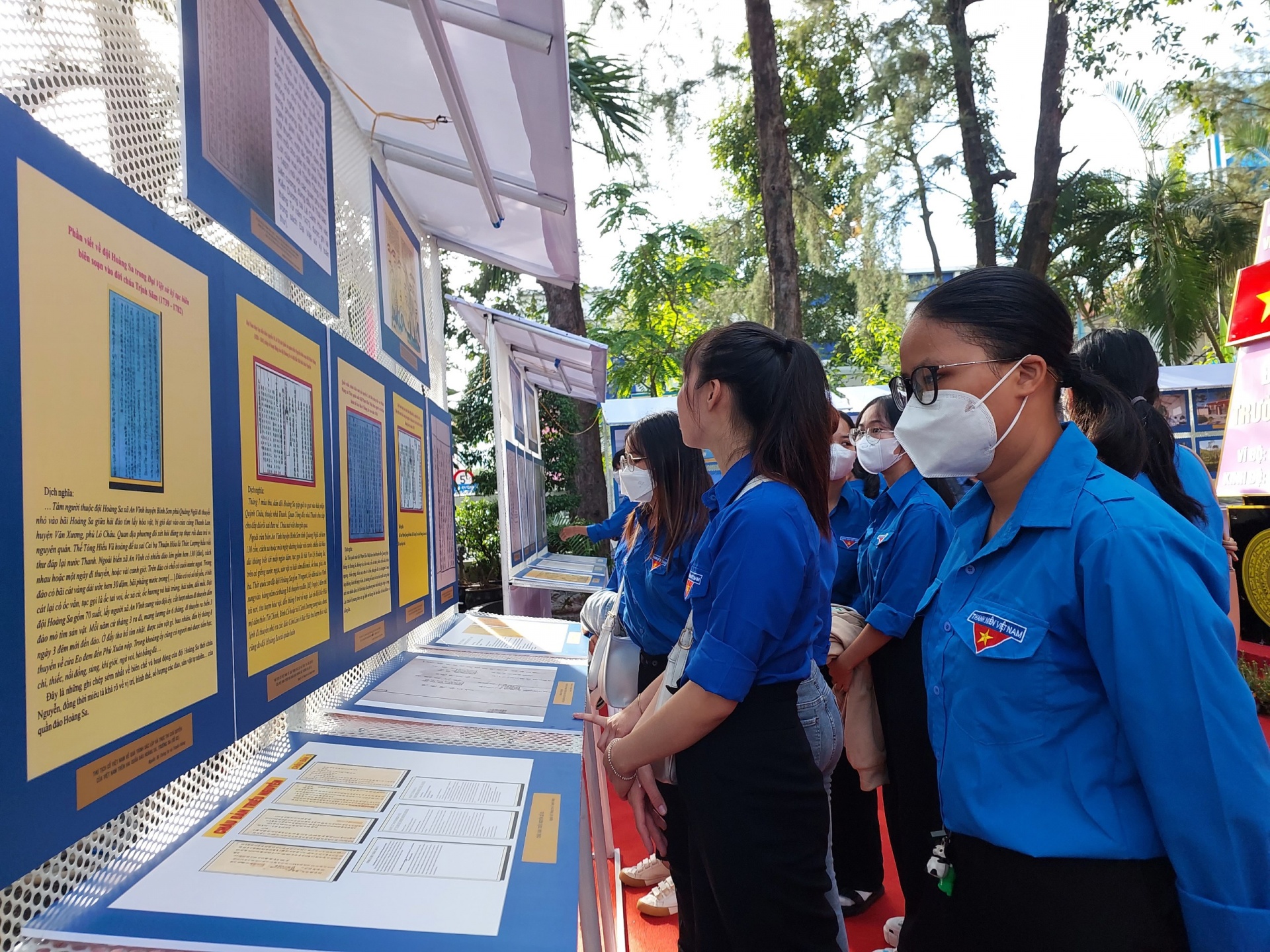 Cần Thơ: Khai mạc triển lãm ảnh “Biển đảo Việt Nam - Đẹp và thanh bình” và trưng bày chuyên đề “Âm thanh xưa”