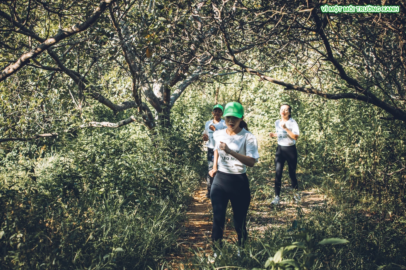 Giải Marathon và Leo núi “Vì một môi trường xanh” Giải Marathon và Leo núi “Vì một môi trường xanh”