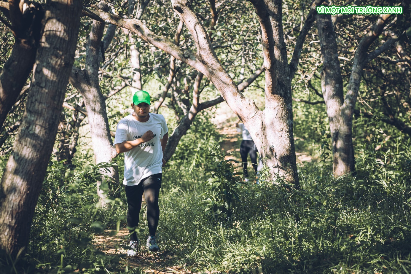 Giải Marathon và Leo núi “Vì một môi trường xanh” Giải Marathon và Leo núi “Vì một môi trường xanh”