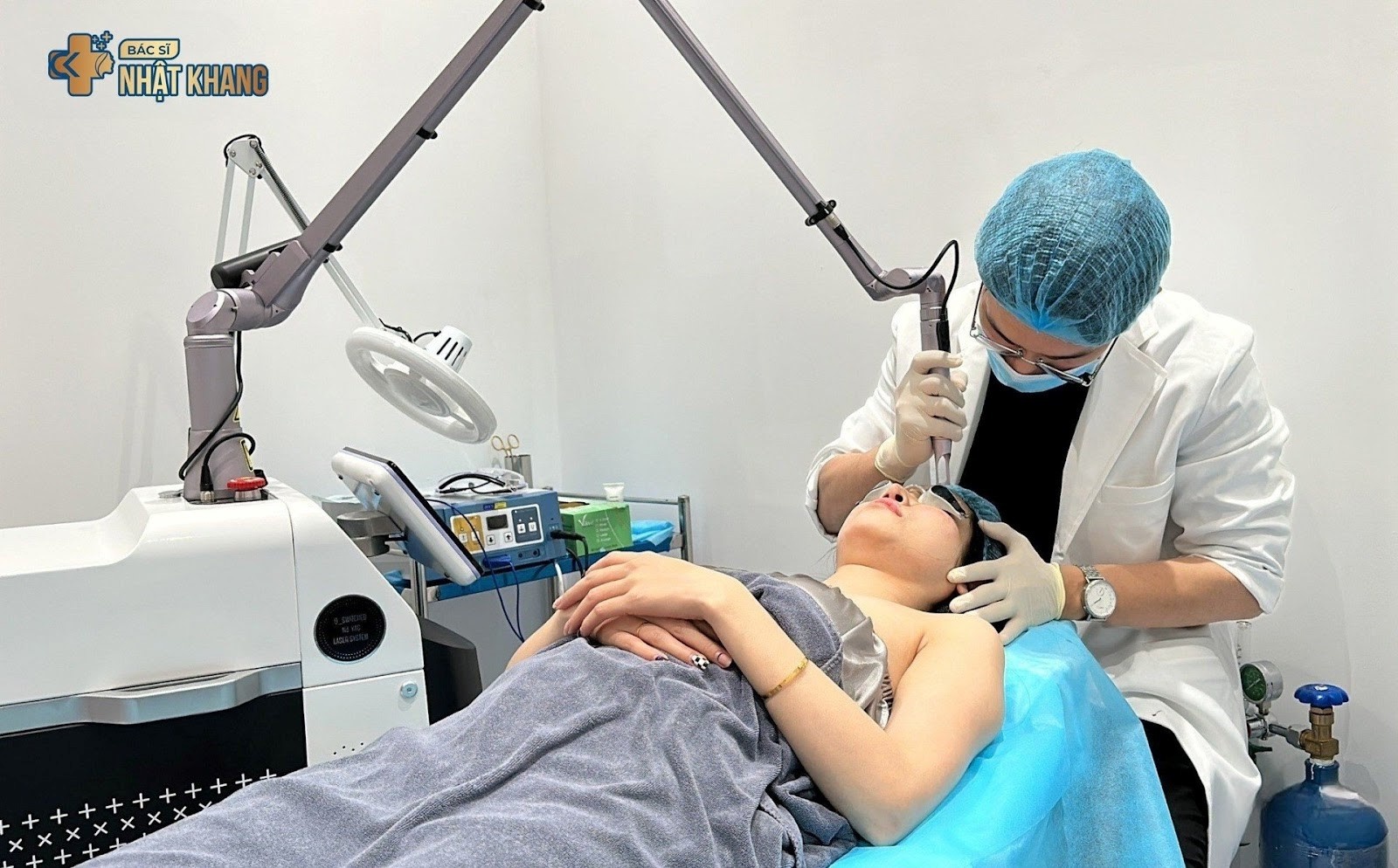 Bác sĩ Trần Nhật Khang – Chuyên gia thẩm mỹ da với kỹ năng và kinh nghiệm xuất sắc Bác sĩ Trần Nhật Khang – Chuyên gia thẩm mỹ da với kỹ năng và kinh nghiệm xuất sắc