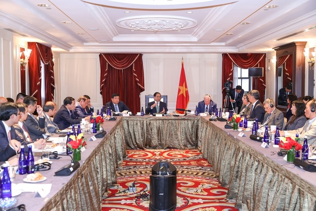 Thủ tướng đánh giá cao các phát biểu tâm huyết, sâu sắc, trí tuệ và rất trách nhiệm, cho thấy sự hiểu biết, tình cảm, sự chân thành dành cho đất nước Việt Nam - Ảnh: VGP/Nhật Bắc