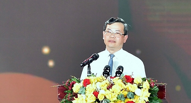 Phó Bí thư Tỉnh ủy, Chủ tịch UBND tỉnh Nguyễn Văn Sơn phát biểu khai mạc đêm hội Phó Bí thư Tỉnh ủy, Chủ tịch UBND tỉnh Nguyễn Văn Sơn phát biểu khai mạc đêm hội