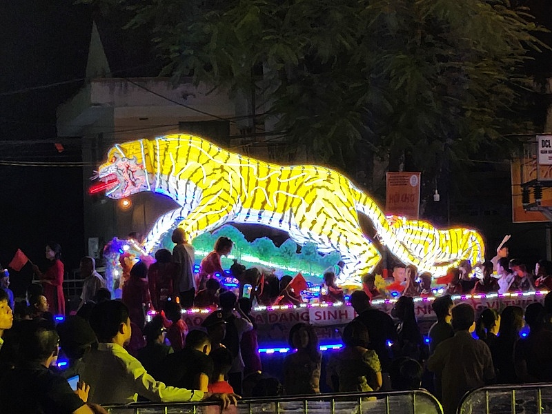 Lễ hội Thành Tuyên được kỳ vọng góp phần để Tuyên Quang hoàn thành mục tiêu đón trên 2,5 triệu du khách du lịch trong năm 2023 Chủ tịch nước Võ Văn Thưởng dự Đêm hội Thành Tuyên năm 2023