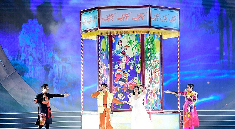 Chủ tịch nước Võ Văn Thưởng dự Đêm hội Thành Tuyên năm 2023 Chủ tịch nước Võ Văn Thưởng dự Đêm hội Thành Tuyên năm 2023