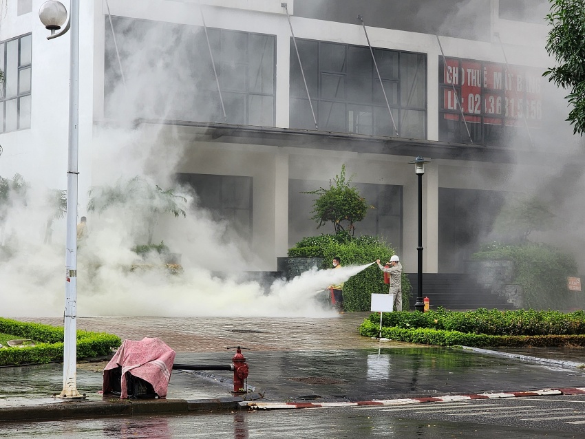 Huyện Thanh Trì: Diễn tập phương án chữa cháy và cứu nạn cứu hộ