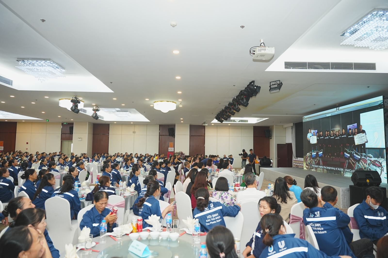 Chương trình Tôn vinh những chiến binh xanh thầm lặng nhân dịp 20-10