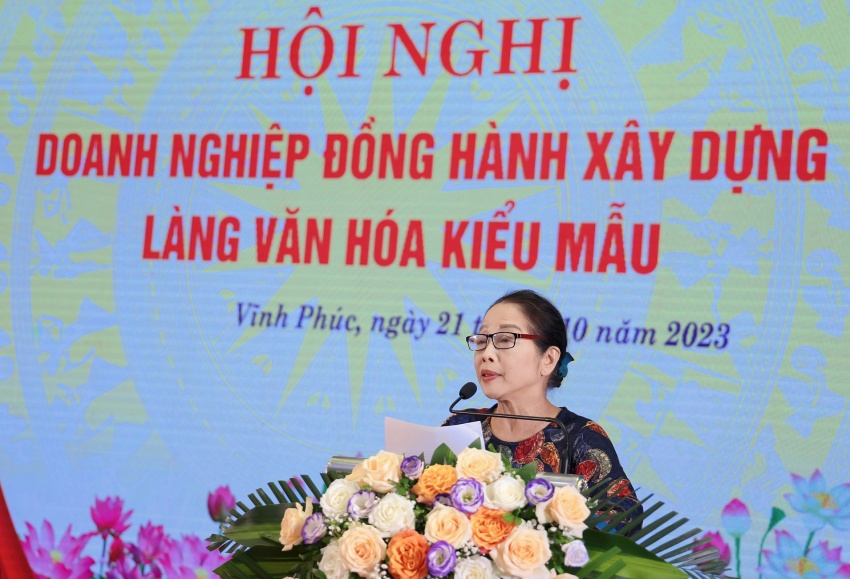 Đại diện Công ty Quế Lâm Phương Bắc đóng góp ý kiến xây dựng LVHKM.Ành: Khánh Linh-Trà Hương