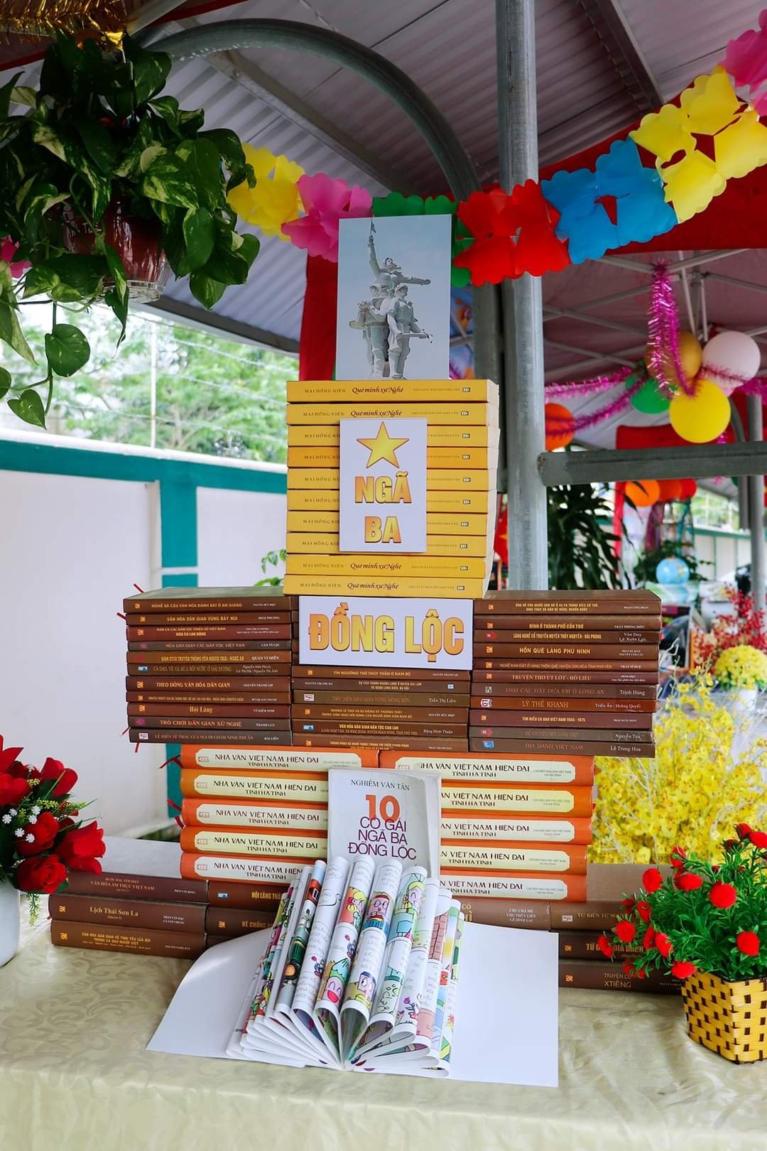 Trường THCS Lê Bình thành phố Hà Tĩnh với thông điệp Sách – Trí thức của chúng ta