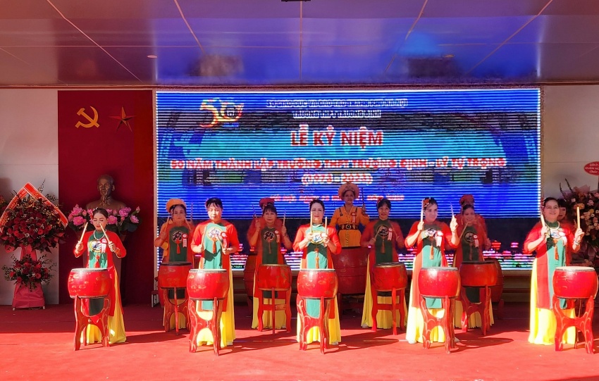 Lễ kỷ niệm 50 năm ngày thành lập Trường THPT Trương Định