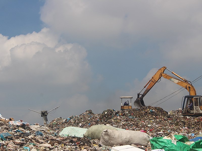 Công nghệ xử lý chất thải rắn sinh hoạt - Thực trạng và giải pháp Công nghệ xử lý chất thải rắn sinh hoạt - Thực trạng và giải pháp