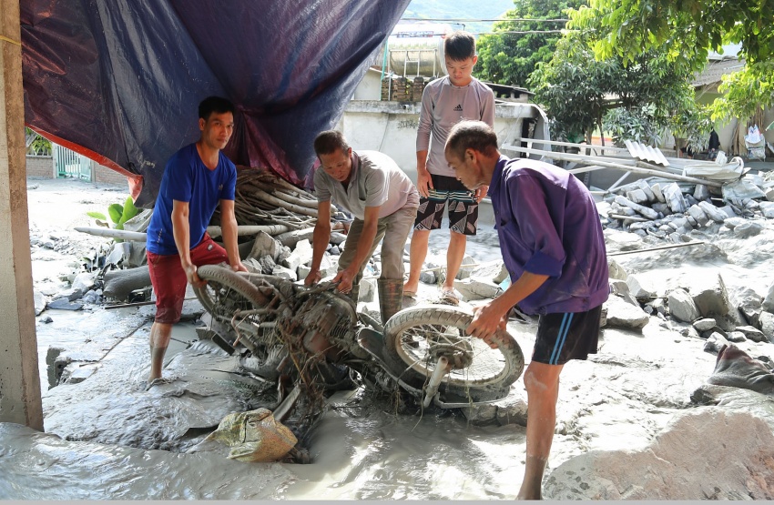 Sự cố đã làm 104 hộ dân bị ảnh hưởng về tài sản.