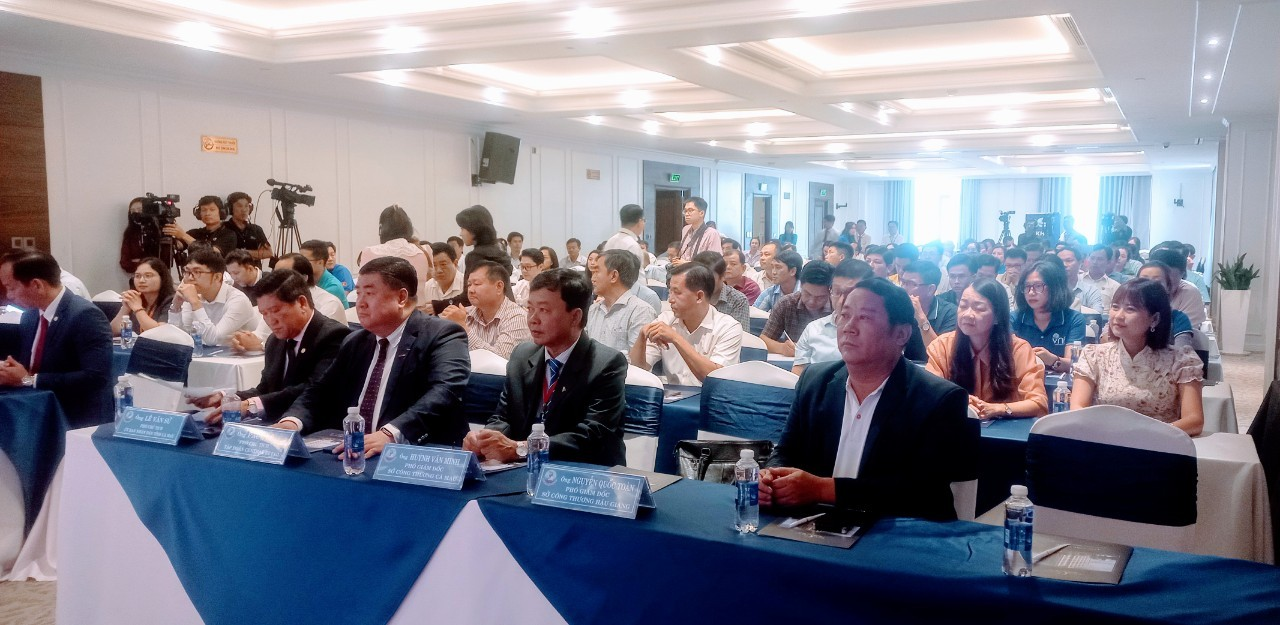 hon 100 doanh nghiep dat tieu chuan ocop tham du xuc tien thuong mai