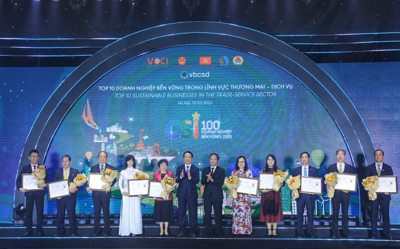 Herbalife Việt Nam được vinh danh Top 100 Doanh Nghiệp Bền Vững Việt Nam 2023 và Top 10 Doanh Nghiệp Bền Vững Trong Lĩnh Vực Thương Mại – Dịch Vụ Herbalife Việt Nam được vinh danh Top 100 Doanh Nghiệp Bền Vững Việt Nam 2023 và Top 10 Doanh Nghiệp Bền Vững Trong Lĩnh Vực Thương Mại – Dịch Vụ