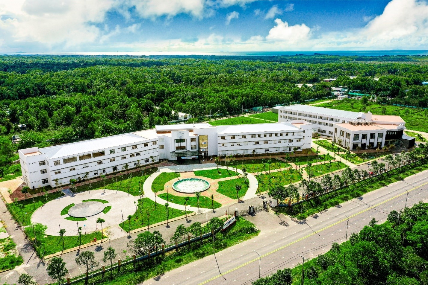 Hotel Academy Việt Nam - cơ sở tại Phú Quốc đã vận hành từ năm 2022. Hotel Academy Việt Nam - cơ sở tại Phú Quốc đã vận hành từ năm 2022.