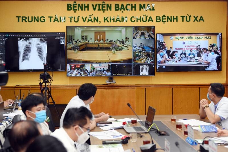 Ứng dụng KHCN trong khám chữa bệnh từ xa. Ảnh minh hoạ