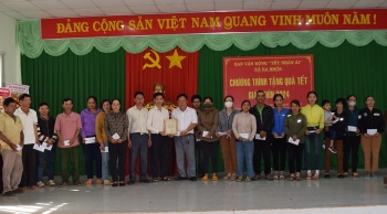 dak lak am long chuong trinh tet nhan ai