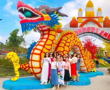 can tho don gan 400000 luot khach vui xuan