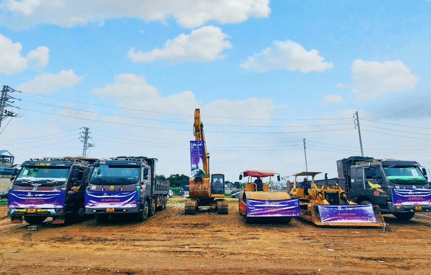 Hà Nội: Khởi công dự án Cụm công nghiệp Đông Phú Yên quy mô 41,2ha. Hà Nội: Khởi công dự án Cụm công nghiệp Đông Phú Yên quy mô 41,2ha.