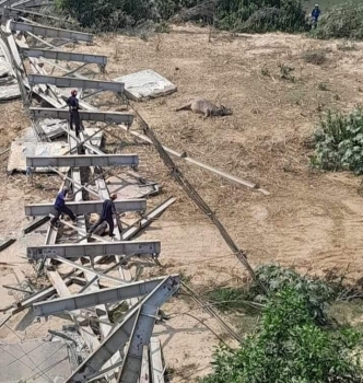 sap cau treo tai nghe an