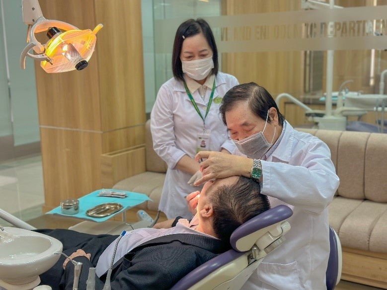 Trường Đại học Kinh doanh và Công nghệ Hà Nội tổ chức khám, tư vấn răng miệng và dự phòng sâu răng miễn phí