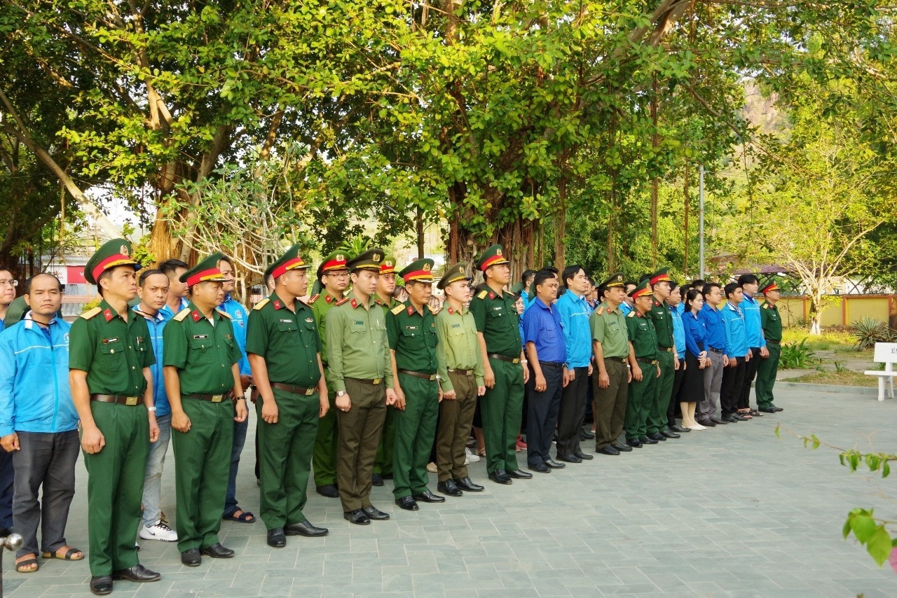 Hành trình tuổi trẻ Vĩnh Long vì biển, đảo quê hương