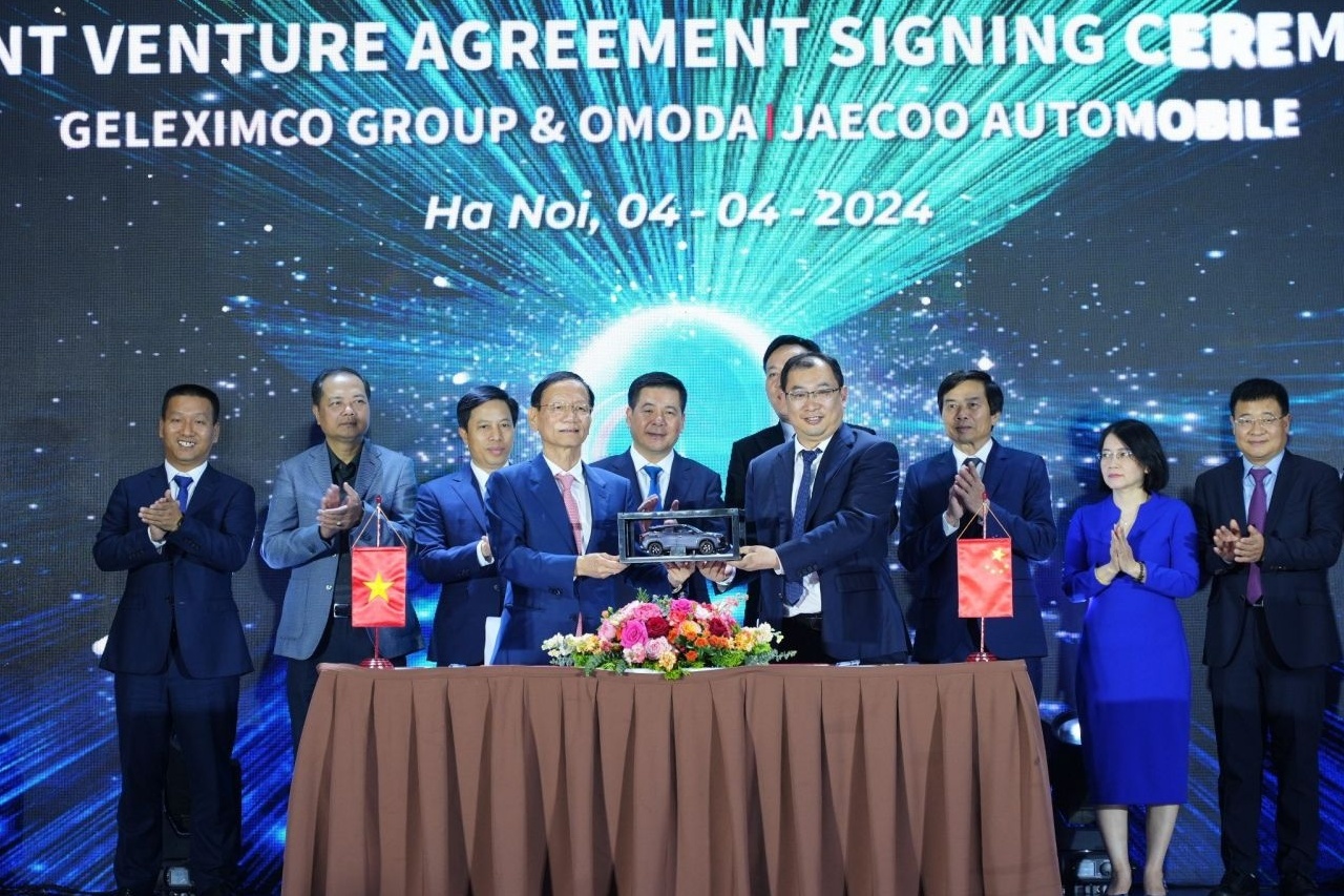 Tập đoàn Geleximco ký kết hợp đồng liên doanh sản xuất ô tô tại Thái Bình