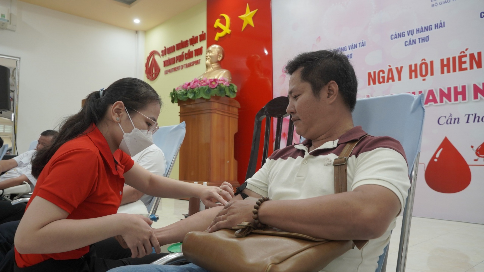 “Giọt hồng Thanh niên ngành Giao thông Vận tải”