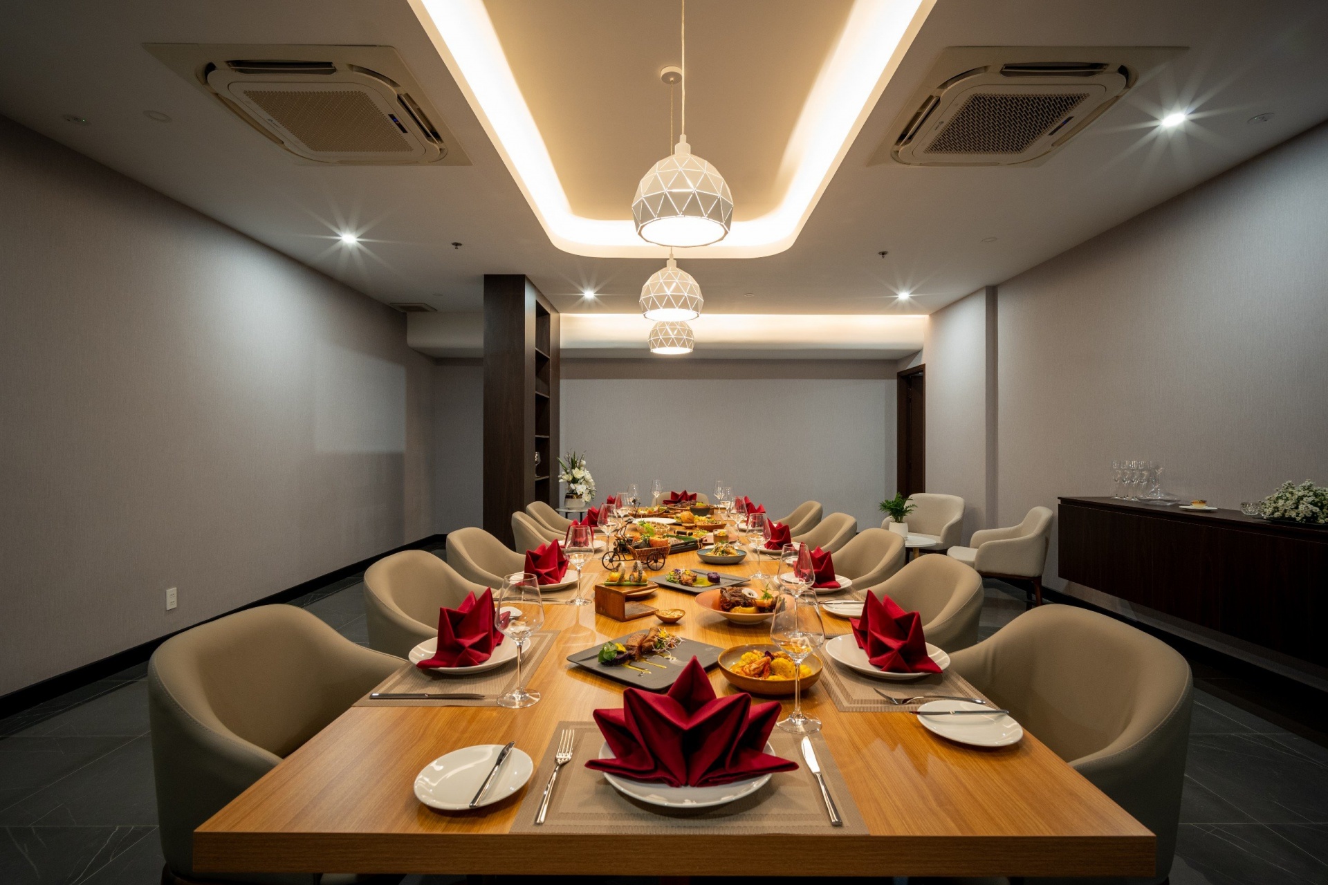 Khai trương khách sạn The HUB by Hotel Academy Việt Nam tại TP. HCM