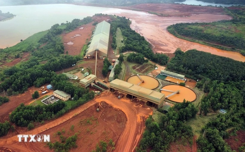 Khu vực tuyển, rửa quặng bauxite của Nhà máy Alumin Nhân Cơ. (Ảnh: Hưng Thịnh/ TTXVN) Khu vực tuyển, rửa quặng bauxite của Nhà máy Alumin Nhân Cơ. (Ảnh: Hưng Thịnh/ TTXVN)