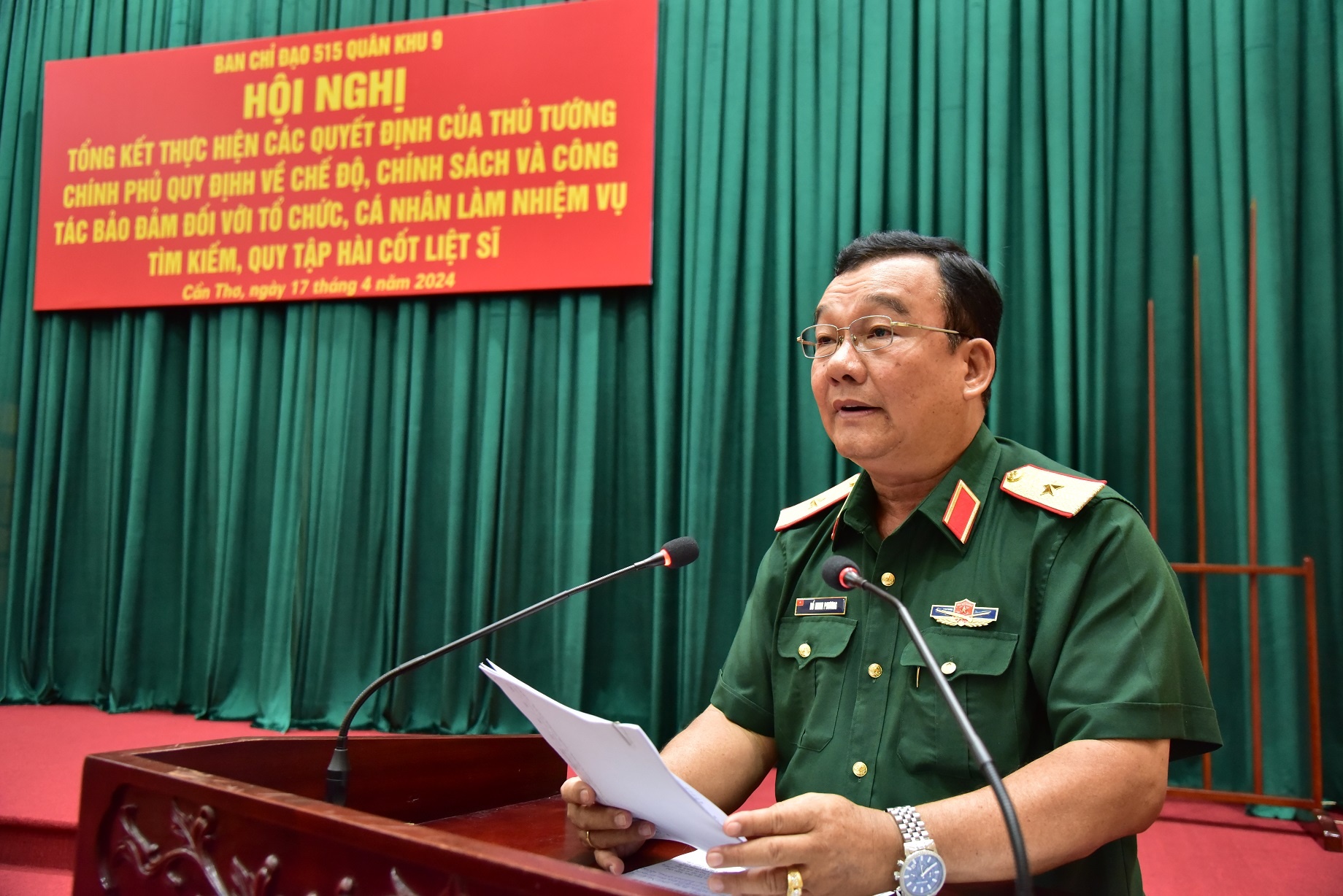 Đẩy mạnh việc chi trả chế độ, chính sách trong việc tìm kiếm, quy tập hài cốt liệt sĩ trên địa bàn Quân khu 9