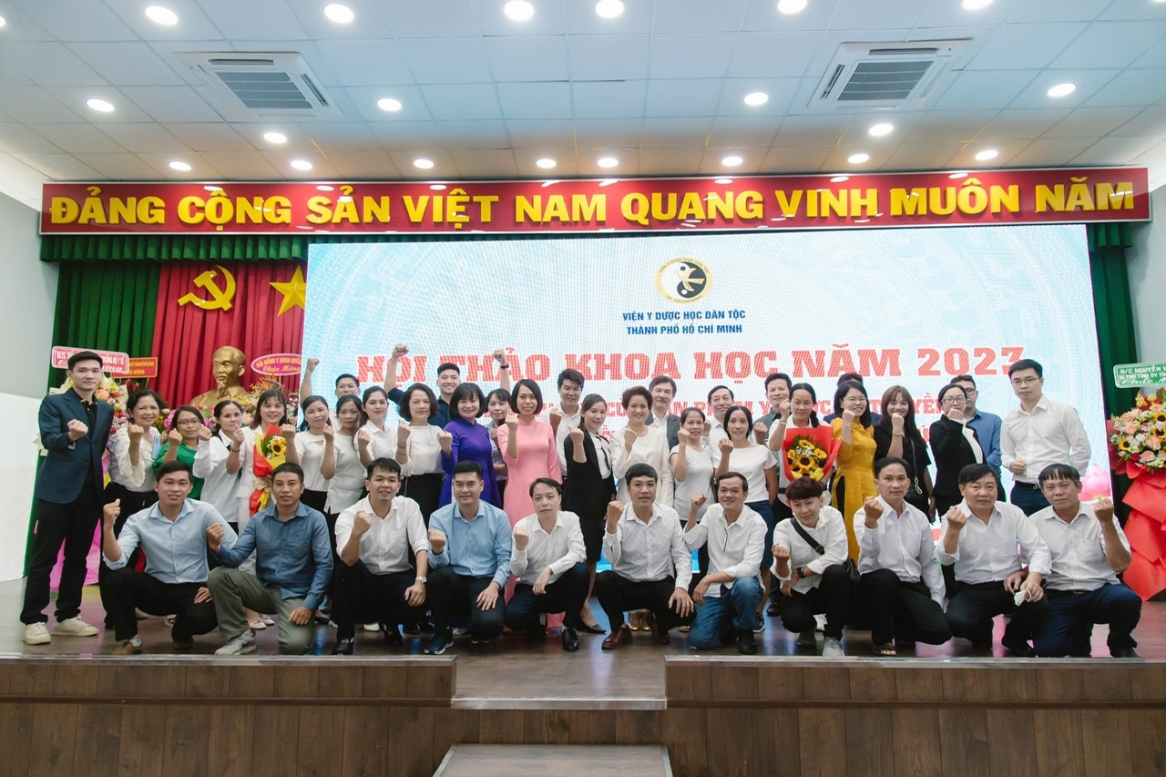 Các nhóm nghiên cứu Sunlovir tại Bộ Y tế Các nhóm nghiên cứu Sunlovir tại Bộ Y tế