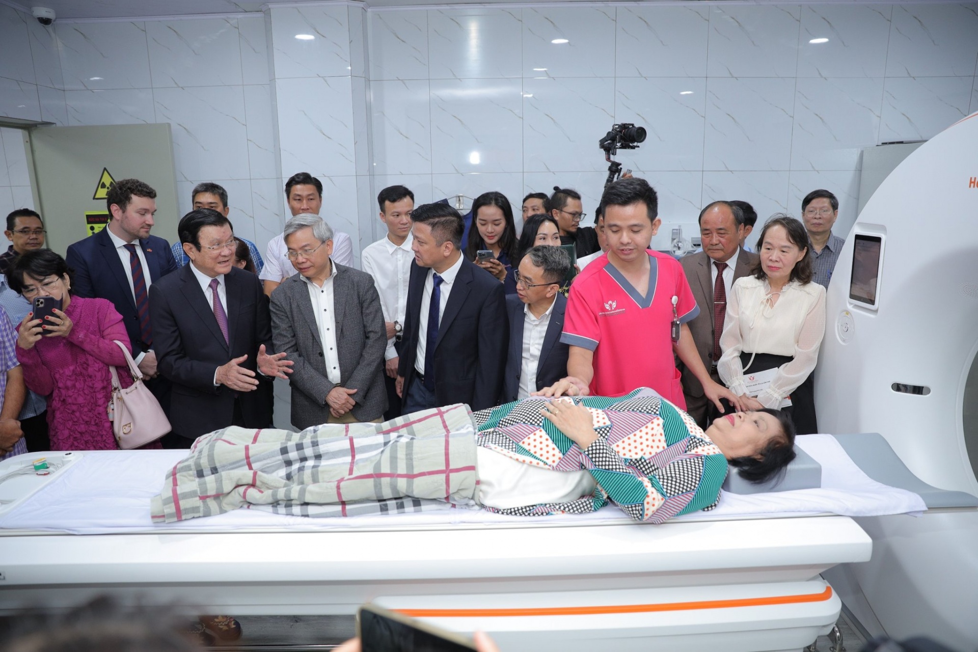 “Chúng tôi lập bệnh viện để cứu người chứ không phải vì lợi nhuận”