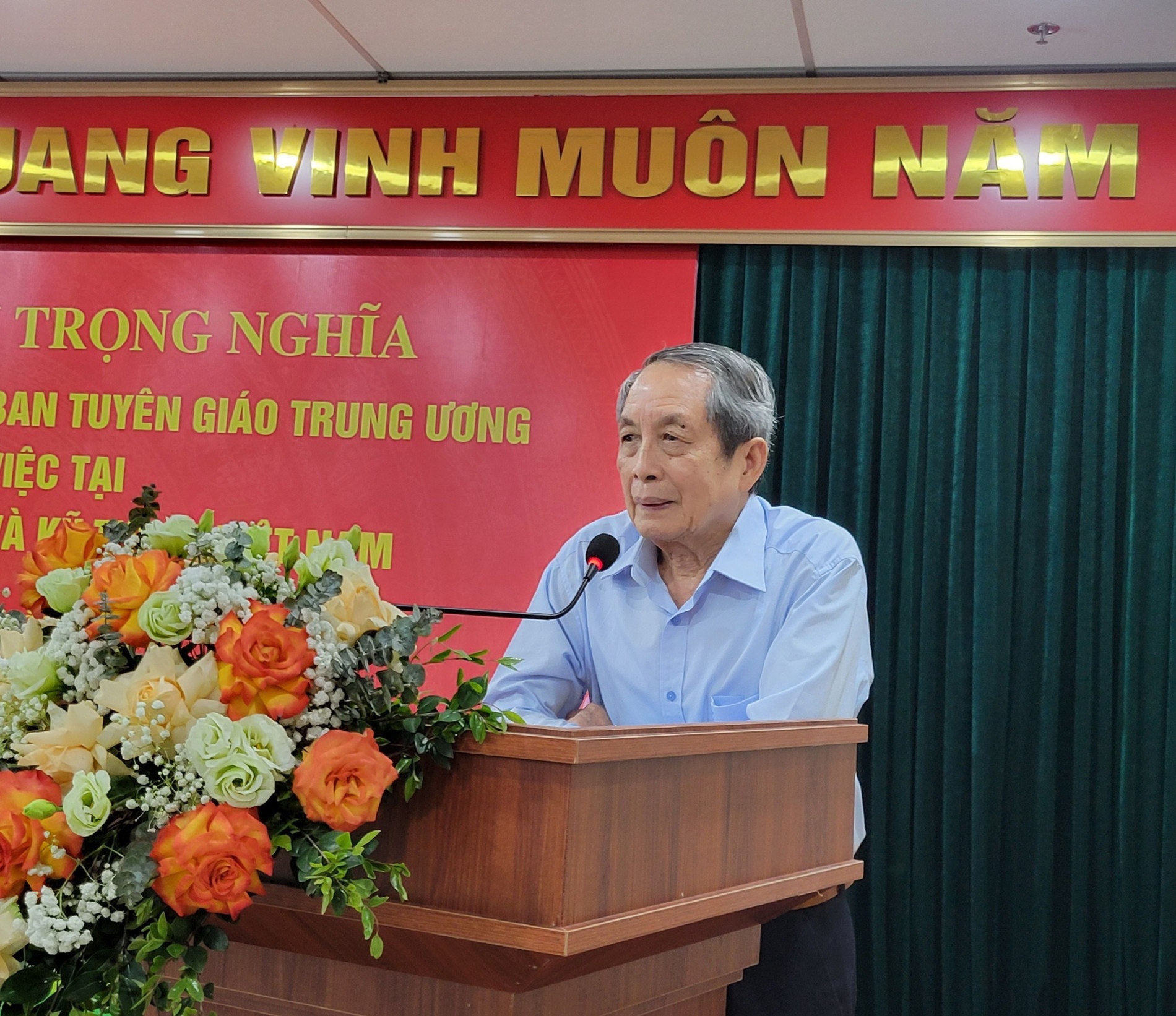 Đại biểu tham gia ý kiến tại buổi làm việc