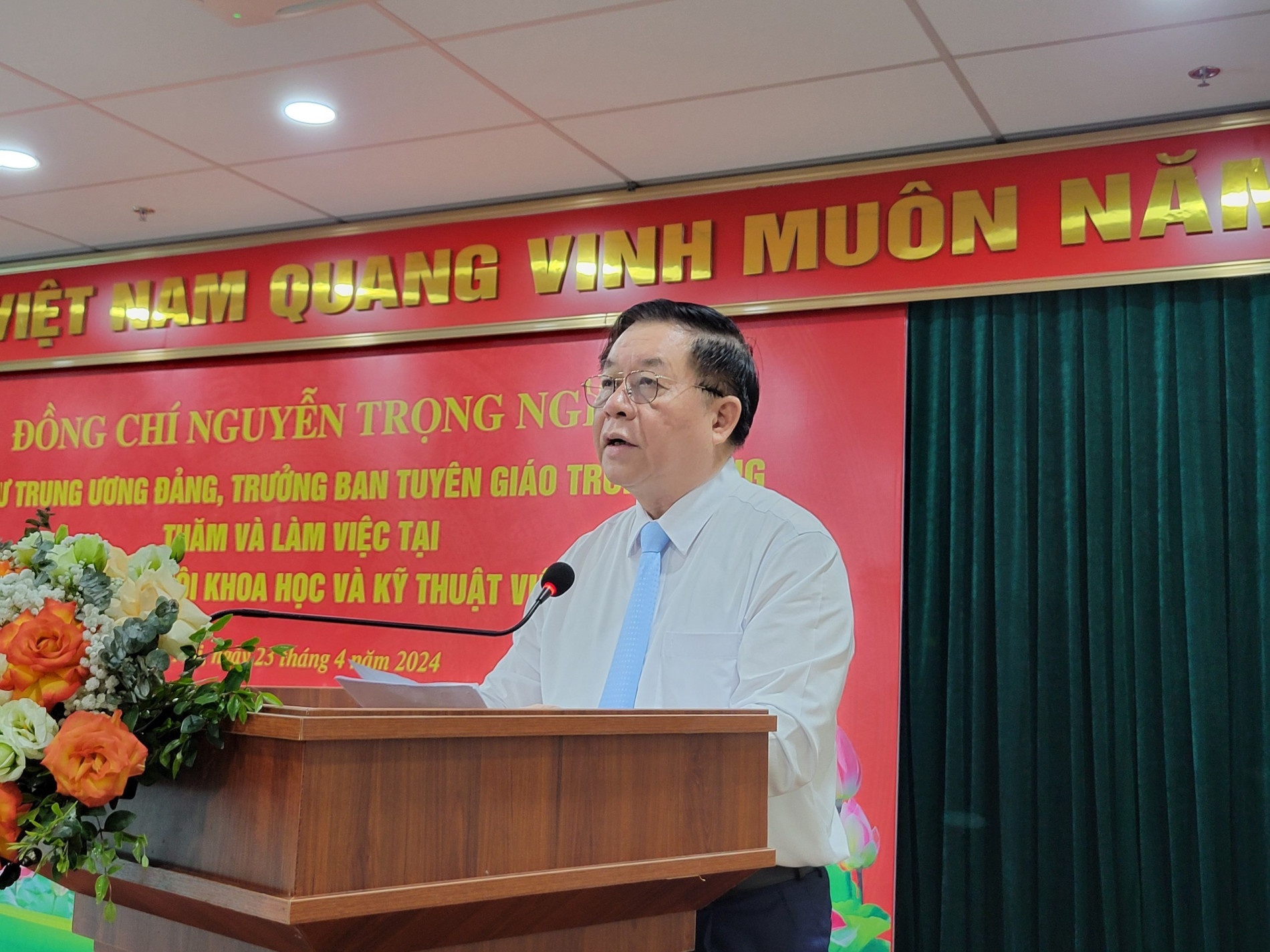 Bí thư TW Đảng Nguyễn Trọng Nghĩa: Hoạt động của Liên hiệp Hội  Việt Nam ngày càng đổi mới, ổn định và phát triển