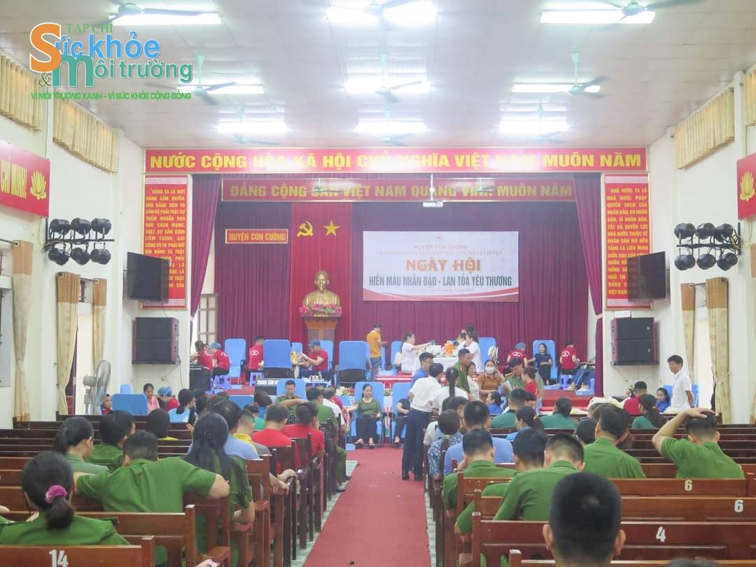 Ngày hội đã thu hút toàn bộ cán bộ, công chức, viên chức, người lao đông, người dân đến tham gia