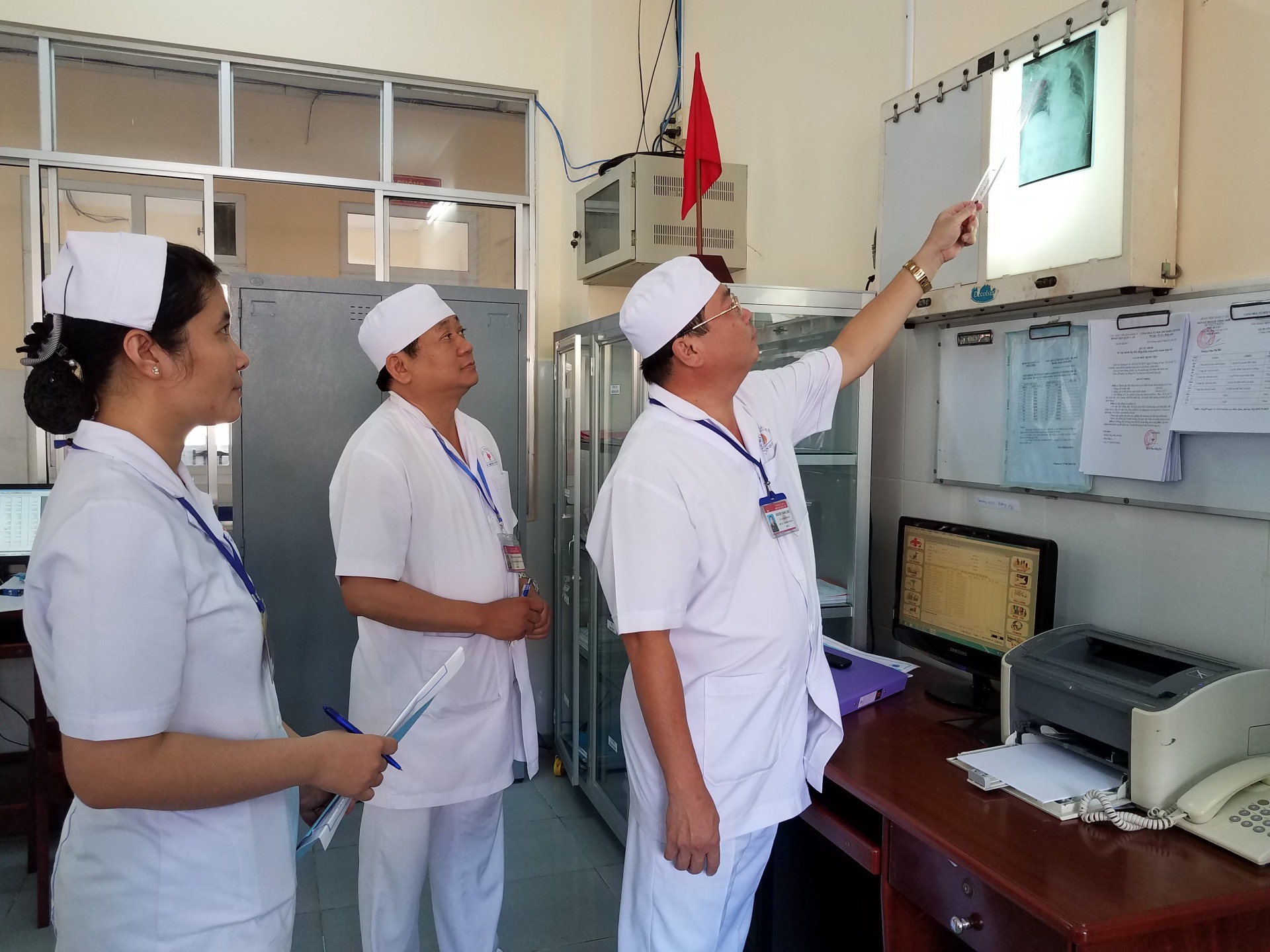 Tâm huyết với nghề, tận tụy, đồng cảm với những câu chuyện, hoàn cảnh cảnh người bệnh