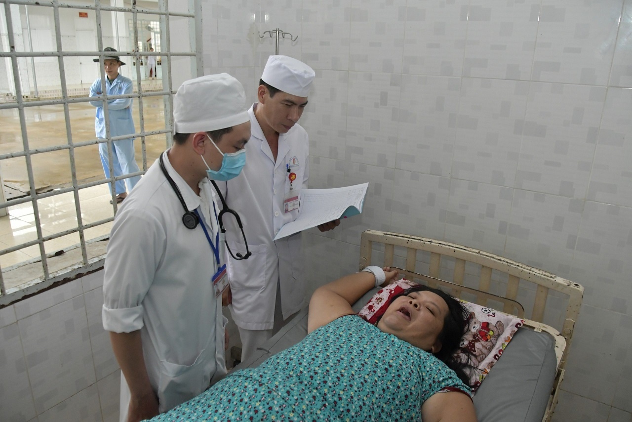 Tâm huyết với nghề, tận tụy, đồng cảm với những câu chuyện, hoàn cảnh cảnh người bệnh