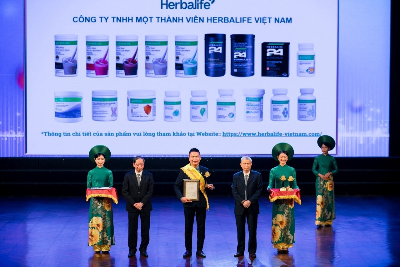 14 dòng sản phẩm sức khoẻ của Herbalife được “trao giải vàng vì sức khoẻ cộng đồng” năm 2024 14 dòng sản phẩm sức khoẻ của Herbalife được “trao giải vàng vì sức khoẻ cộng đồng” năm 2024