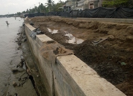 Đảm bảo tiến độ, chất lượng công trình kè chống sạt lở ở Cần Thơ