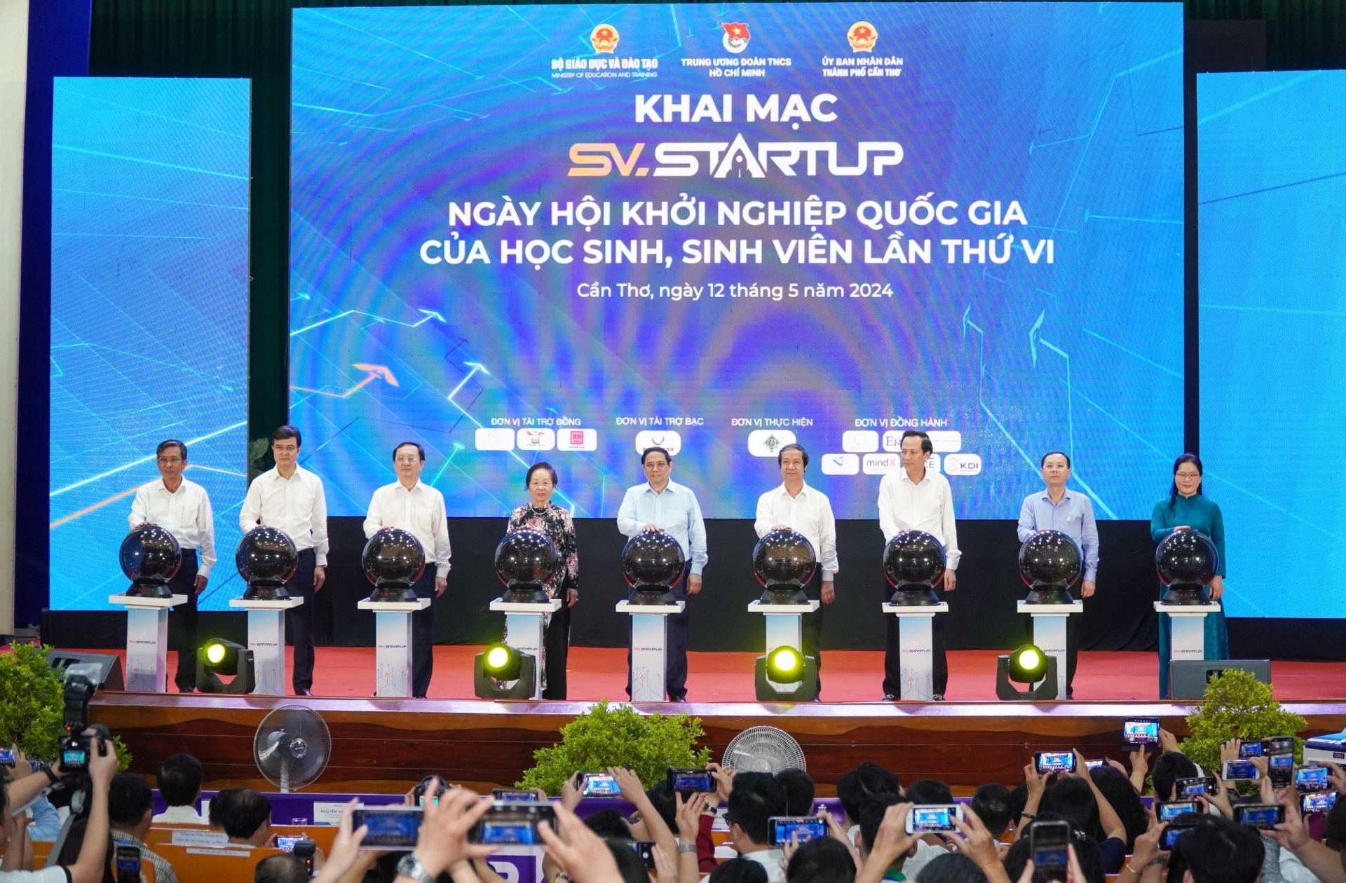 Đảm bảo tiến độ, chất lượng công trình kè chống sạt lở ở Cần Thơ